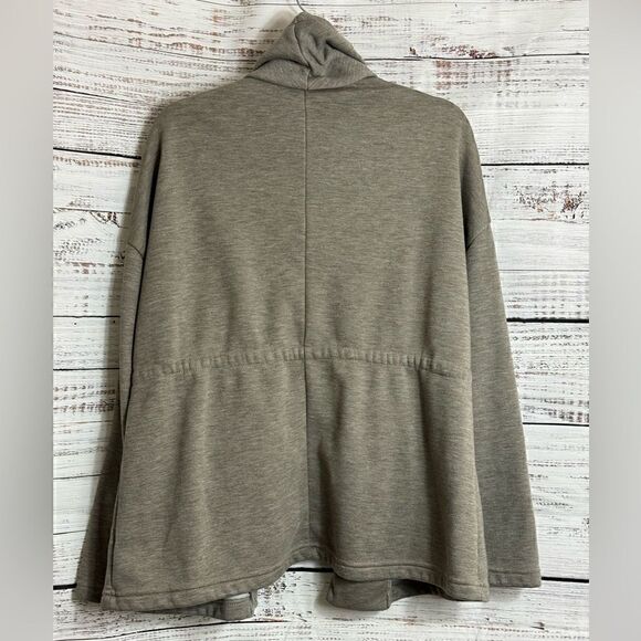 Fabletics cardigan Womens Large drawstring athleisure fleece stone Gray Jacket - Picture 4 of 11